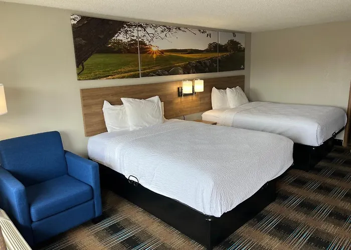 Rodeway Inn & Suites
