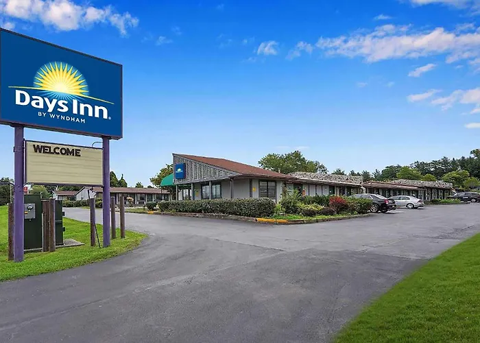 Rodeway Inn & Suites