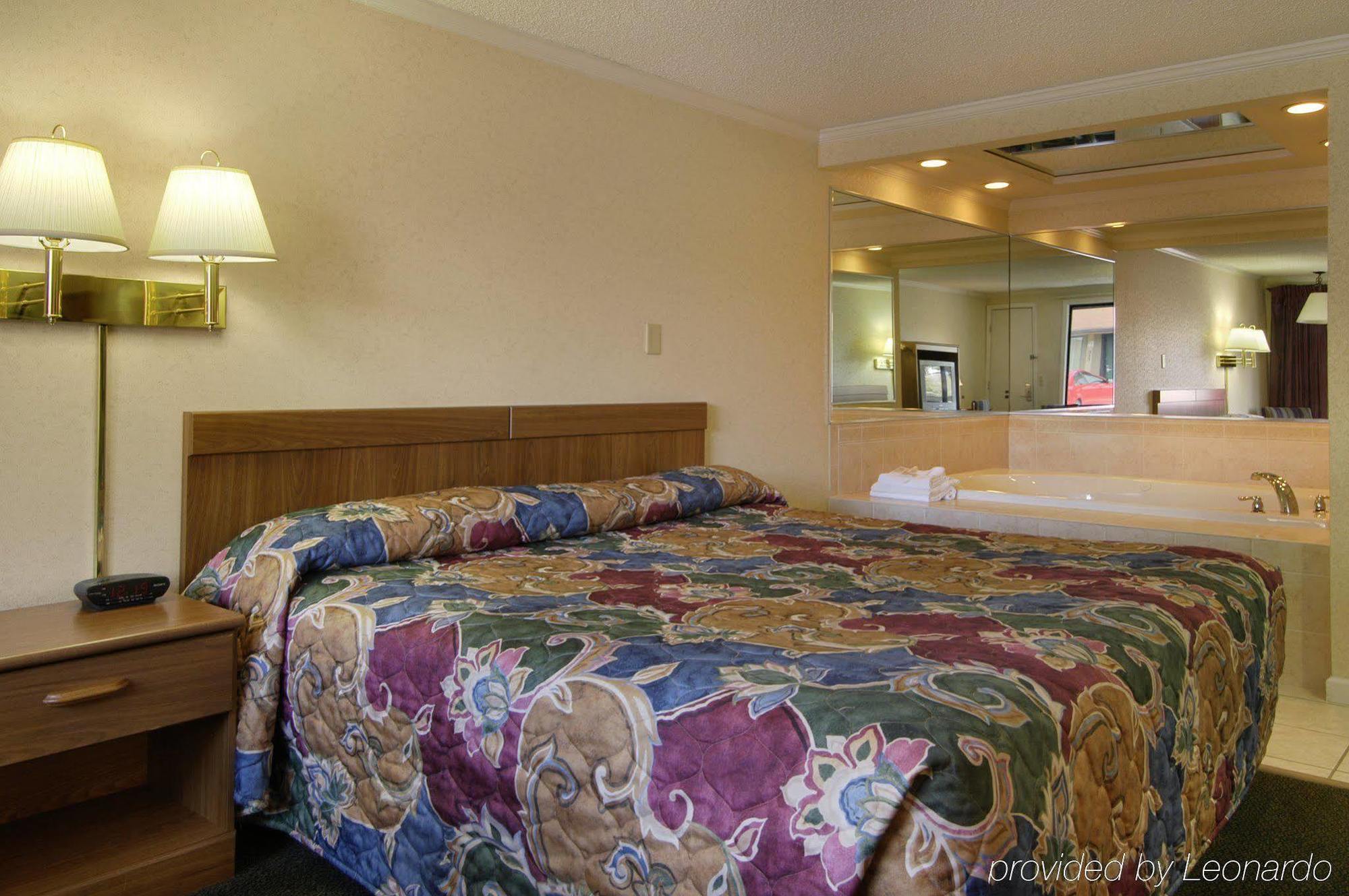 Days-inn By Wyndham Liverpool-syracuse Liverpool