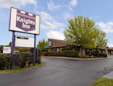 Days-inn By Wyndham Liverpool-syracuse Hotel Liverpool
