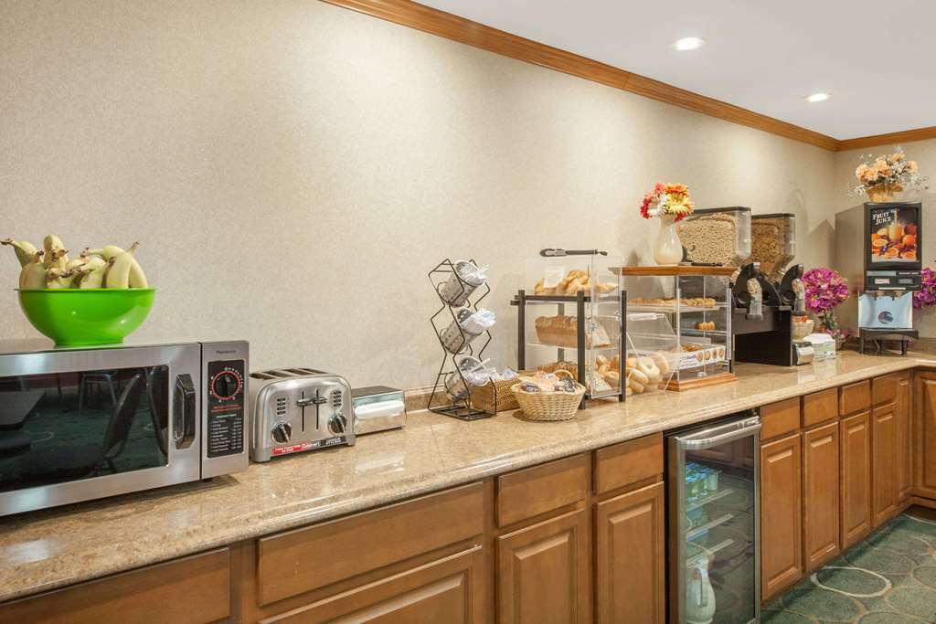 Hotel Days-inn By Wyndham Liverpool-syracuse
